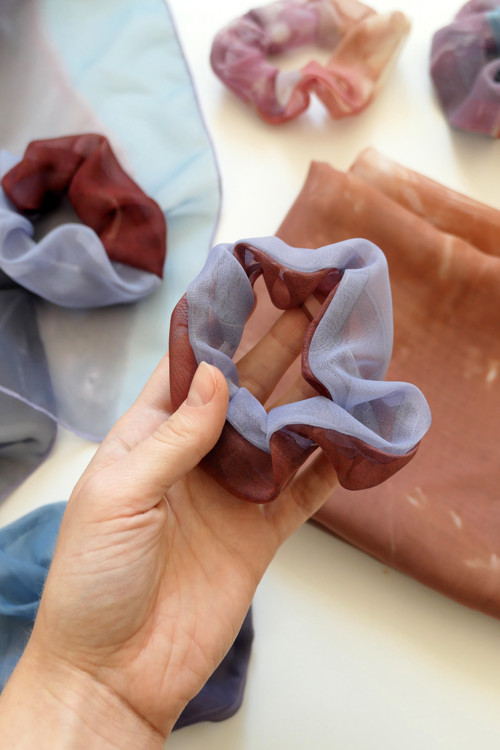 Scrunchie gumička P E R S E P H O N E - VI. — foto 2