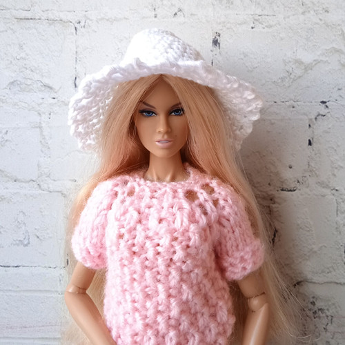Oblečky pro Barbie - klobouček — foto 3
