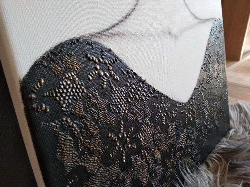 Žena v černých šatech — foto 3