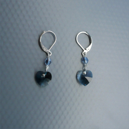 Temné Swarovski srdce - náušnice — foto 4