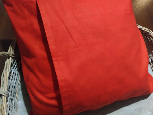 Polštář červený patchwork — foto 2