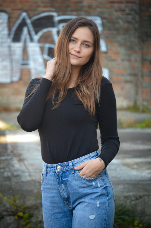 Tričko Záda- Mae — foto 2