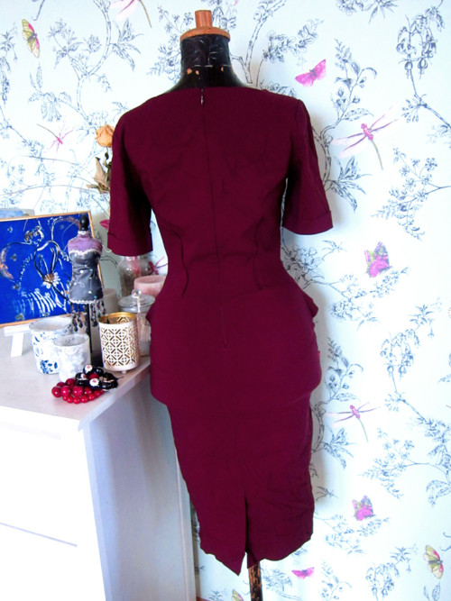 Burgundy retro pin-up šaty — foto 5