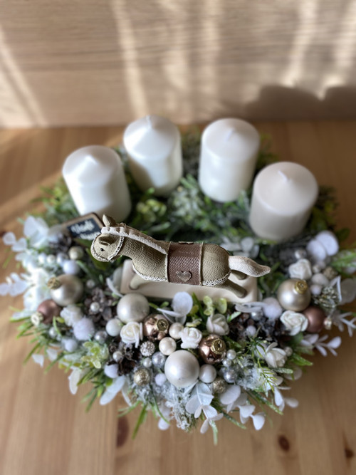 Adventní věnec s koníčkem — foto 5