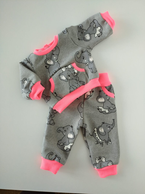 Tepláčky pro Baby Born sestřičku — foto 3