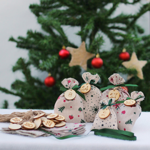 Pytlíky a čísla na adventní kalendář, se stromečky — foto 3