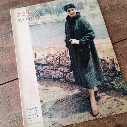ŽENA a MÓDA ... módní časopis ... 11/1957 — foto 2