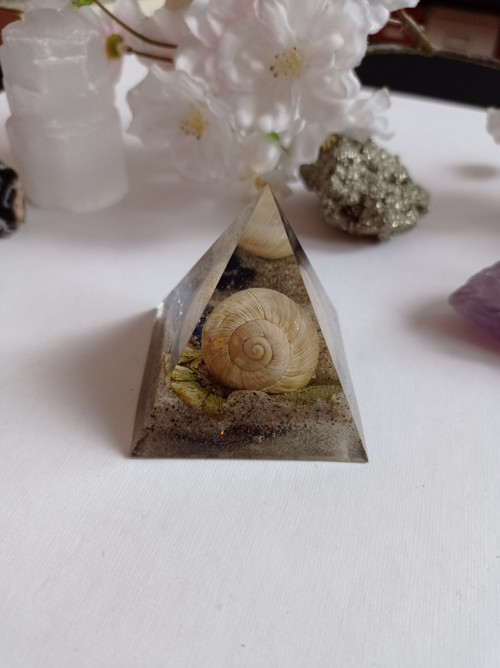 Pyramida s přírodou — foto 4