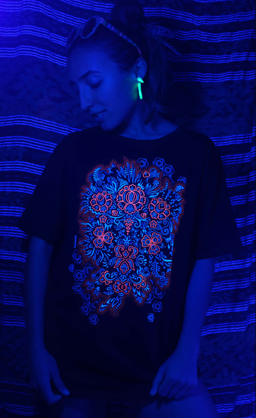 Fluorescenční tričko DŽUNGLE - černé — foto 3