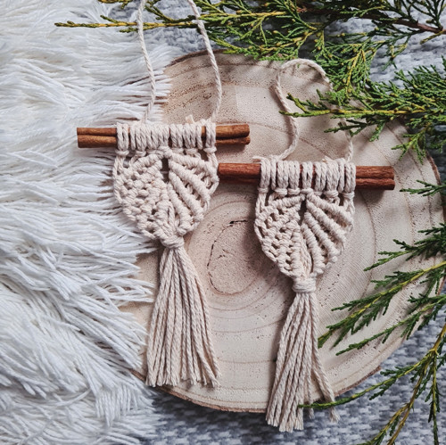 Macramé Vánoce - skořicová ozdoba světlebéžová — foto 2