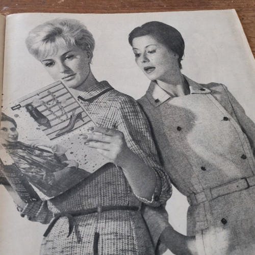 ŽENA a MÓDA ... módní časopis ... 11/1963 — foto 3