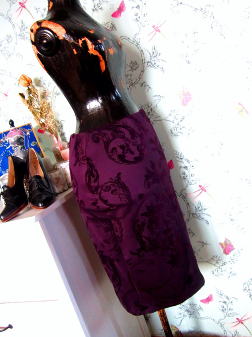 Sukně dark violet, vzory sametové — foto 4