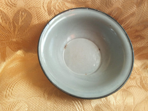 Smaltovaná miska — foto 2