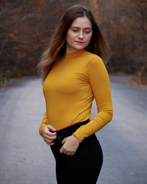 Tričko Tara mustard stojáček — foto 2