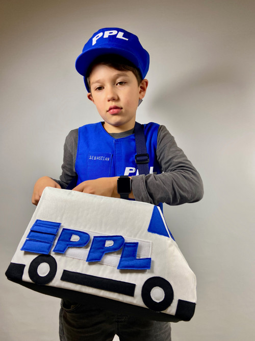 Kostým PPL na přání — foto 2