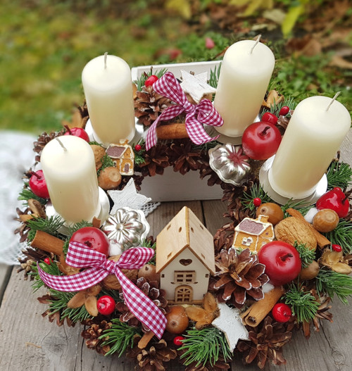 Adventní věneček na stůl — foto 2