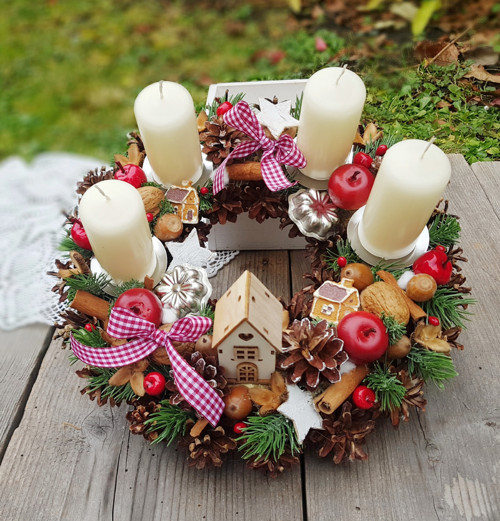 Adventní věneček na stůl — foto 3