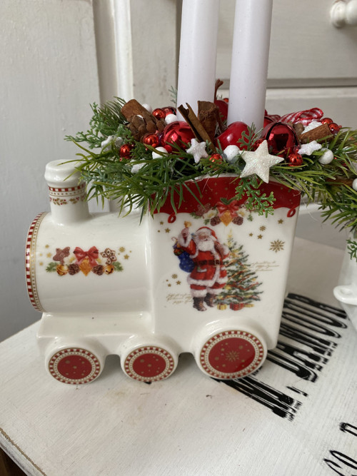Vánoční porcelánová mašinka — foto 4