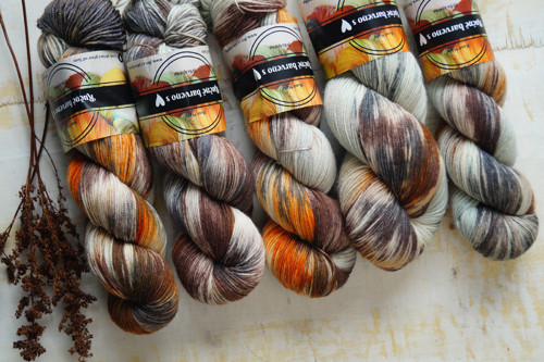 True Merino - Halloween 100g M7 — foto 3