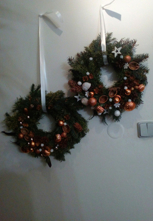BRONZÁČEK věneček — foto 2