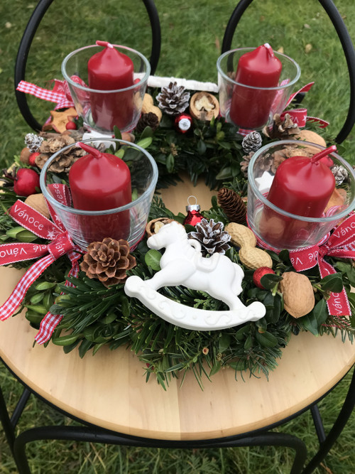 Adventní věnec tradiční — foto 2