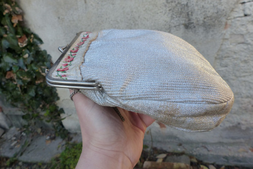 Růže drobné...rámová plesová kabelka — foto 5