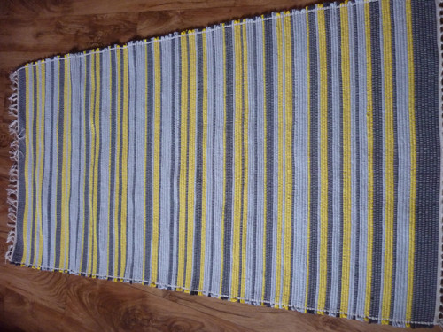 Ručně tkaný koberec- 70 x140 cm — foto 2