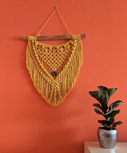 Macramé Boho záves žltý s kameňom — foto 4