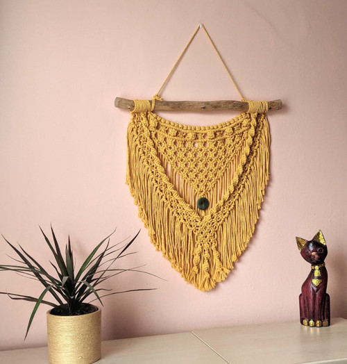Macramé Boho záves žltý s kameňom — foto 3