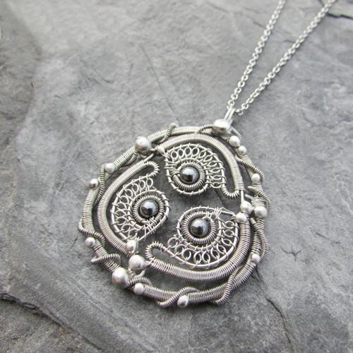 Amulet s hematity — foto 2