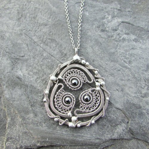 Amulet s hematity — foto 3
