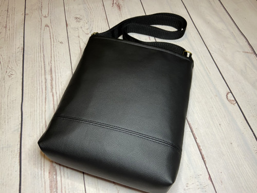 Crossbody kabelka — foto 2