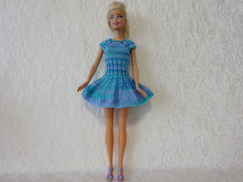 Obleček pro Barbie — foto 3