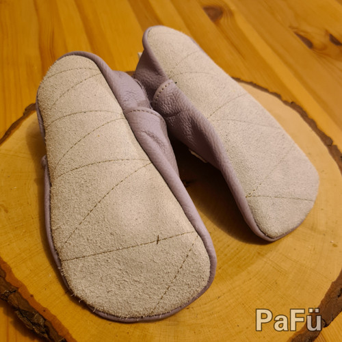 Kožené capáčky 18,5 cm — foto 3