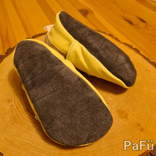 Kožené capáčky 15 cm — foto 3