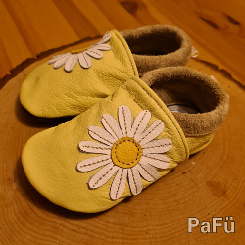 Kožené capáčky 15 cm — foto 2