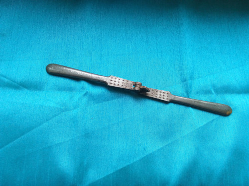 Louskáček oboustranný — foto 2