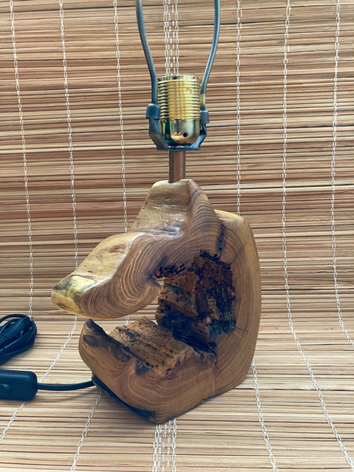 Dřevěná lampa bez stínítka — foto 3