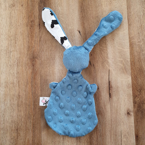 Černobílý muchlací králíček - modrá minky — foto 2