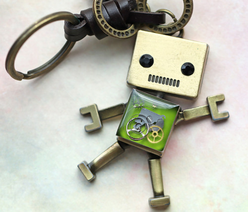 Robot - klíčenka — foto 2