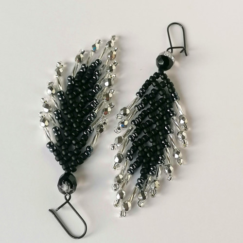 Crystal Feathers-Dangle Earrings Black/Silver — foto 2