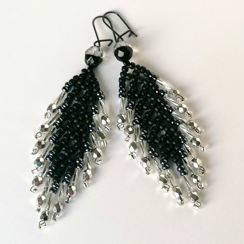 Crystal Feathers-Dangle Earrings Black/Silver — foto 3