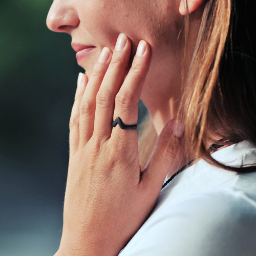 RINGBLACK TRIANGLE 3mm - černý karbonový prsten — foto 6