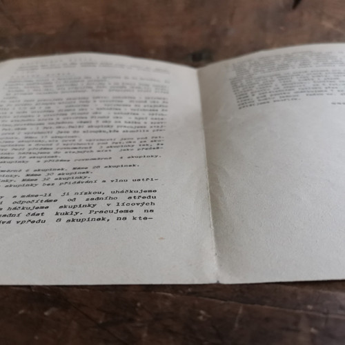 VKUS 74323 - Háčkovaná kukla — foto 2