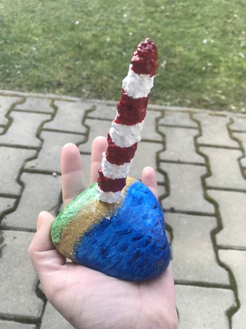 Malovaný kámen "Maják" — foto 2