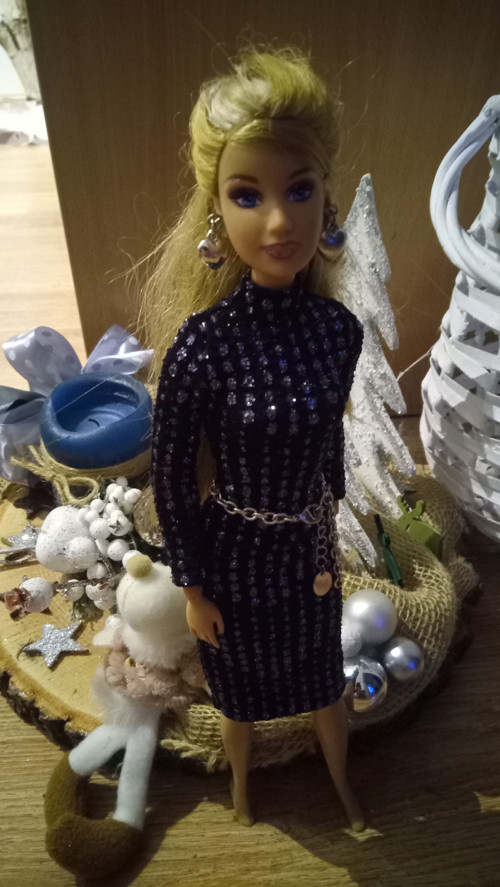 Společenské šaty pro Barbie — foto 2