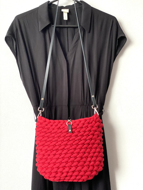 Červená háčkovaná kabelka “Jumbo red ” — foto 3