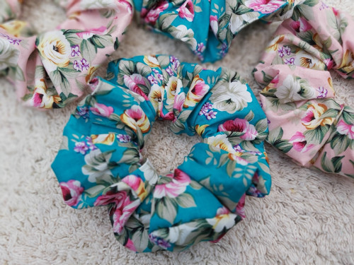 Scrunchie - velká gumička, náramek ... — foto 4