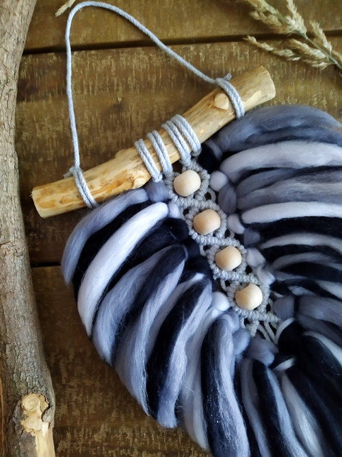 Merino macramé peříčko - duhově melírovaná šedá — foto 2
