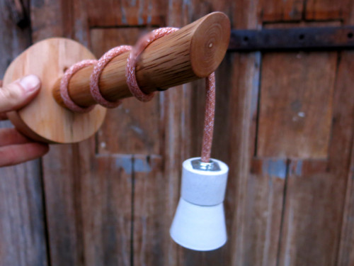 Designová lampa ze dřeva — foto 5